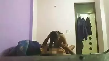 Sexy Desi slut has chudai with lover in favorite cowgirl XXX pose