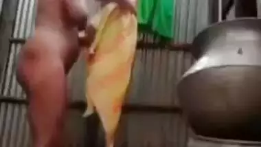 Desi Beautiful Cute Village Girl Video For Bf” Disturb Dile Kupamu”