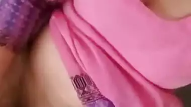 Punjabi aunty cucumber masturbation MMS