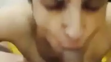 Horny Punjabi girl tastes cum of her ex-BF
