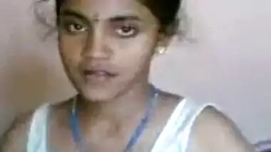 India girl with her bf in hotel