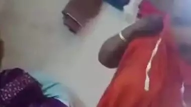 Mature Telugu aunty undressed show on cam