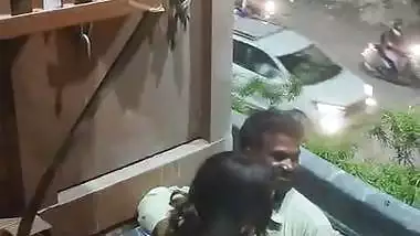 Roadside romance and sex caught by employee viral clip