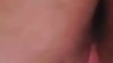 Desi college XXX girl fingering her hairy pink pussy on camera