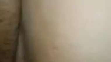 Close-up video of the man making Indian wife horny using fingers