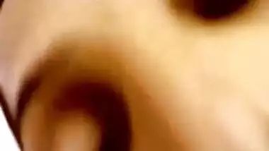 Desi college teen girl nude show and nude dance gone viral.