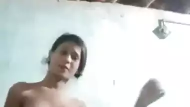 Indian Cute Girl Nude Dancing On YAAD priya Ki Ane Lage Song