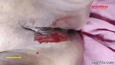 Indian Anita bhabi first time good fuck on my dirty Period with period pad change