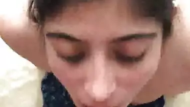 CUTE SAIMA PIRZADA BLOWJOB