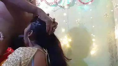 Desi Bhabhi is down for any XXX thing for money and even a blowjob