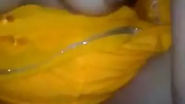 Desi village wife lalitha singh fucking with hubby take her yellow saree