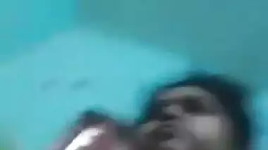 Nude selfie video of chubby Desi whore revealing her huge XXX curves