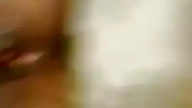 Pakistani Sex Video Of Muslim Bhabhi Solo Desi Chudai