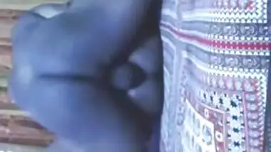Missionary and cowgirl styles XXX fucking of amateur Desi couple