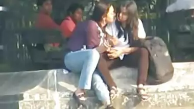 Indian Lesbians Smooch Publicly