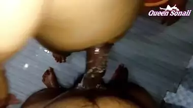 Fucking Desi Chubby Milf Indian Maid On Floor Cum On Pussy