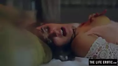 Sexy Indian Milf Masturbating In International Porn