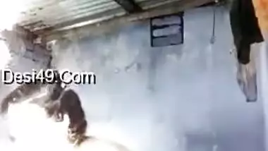 Today Exclusive- Cute Desi Girl Record Her Bathing Video For Bf